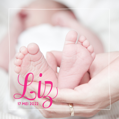 Geboortekaartje meisje - Fotokaart met voetjes